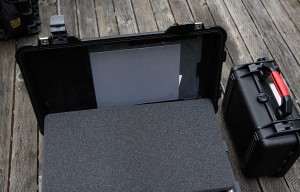 twocases_grey_card