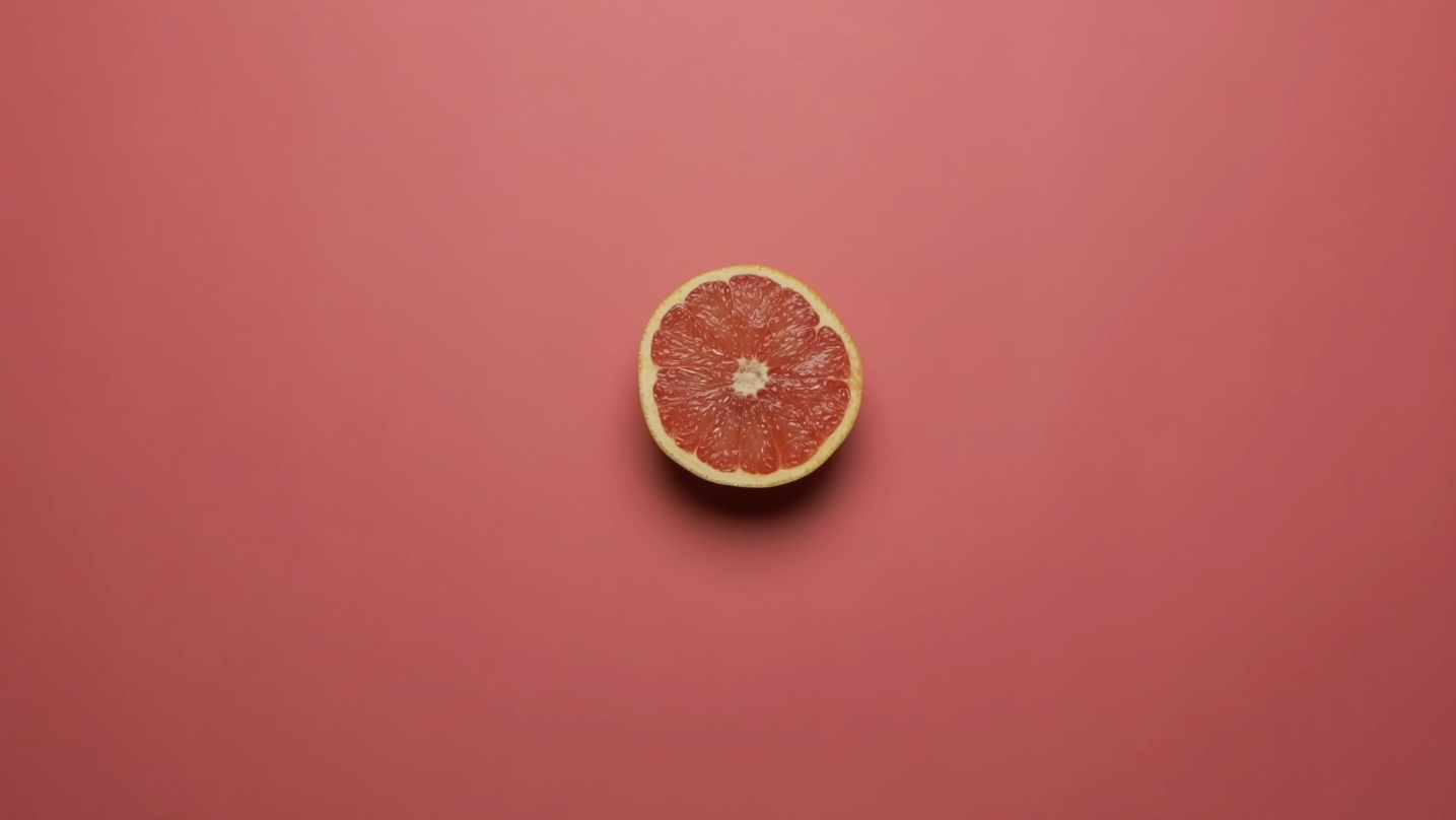 Grapefruit push in shot